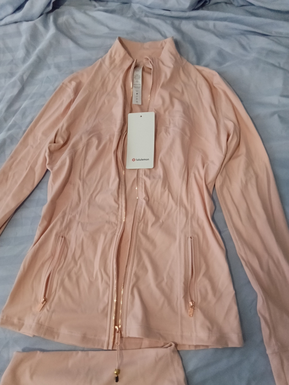lululemon athletica Women’s Light Pink Full-Zip Jacket